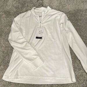 nike new with tags half zip